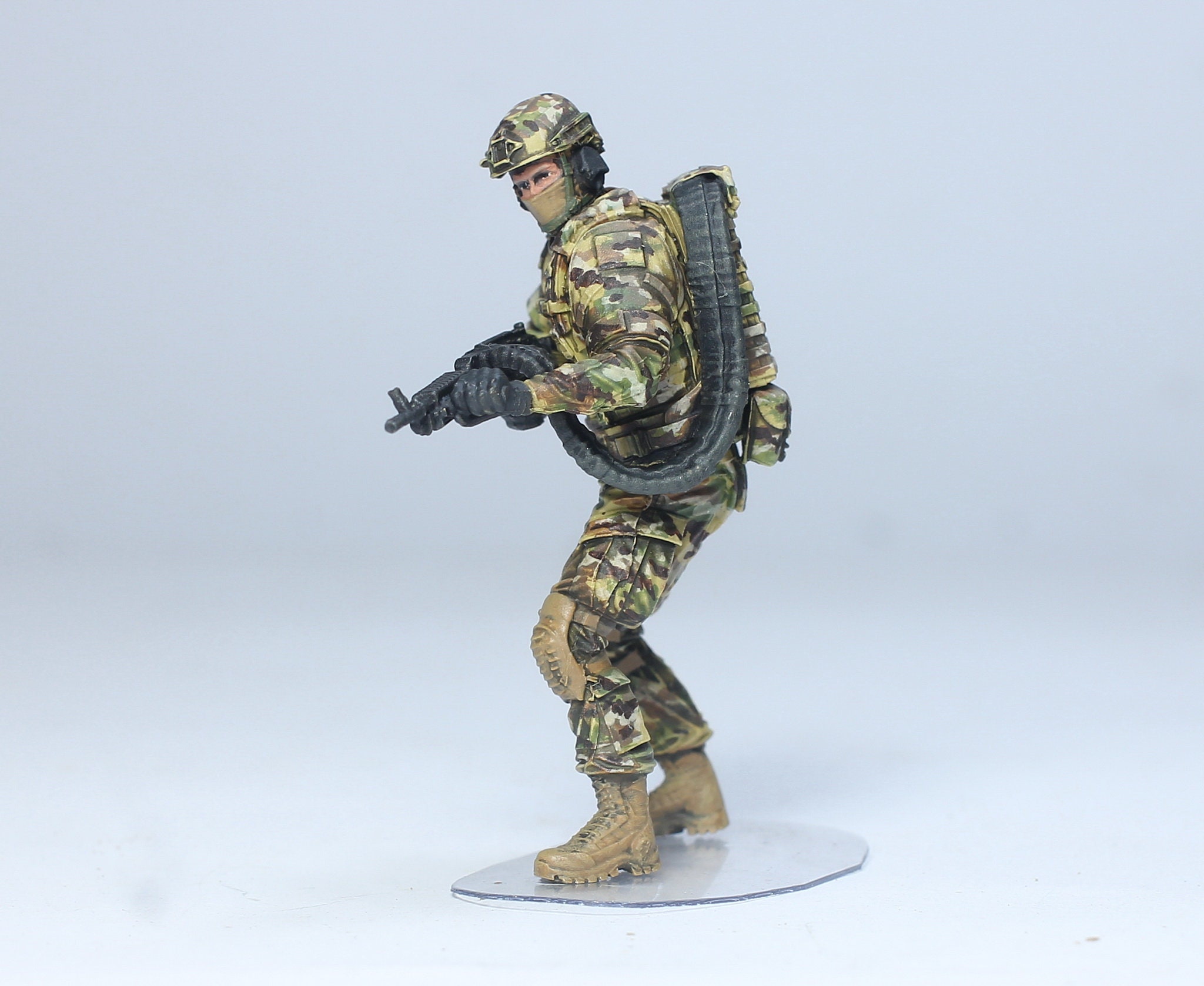 塗装済みアメリカ海軍特殊部隊SEALsフィギュア：マルチカム迷彩、1/35