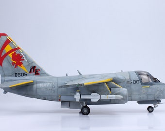 Pre-order US Navy S-3 A/B Viking 1:48 (built and Painted by