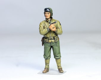 Painted Figure US Tank Commander, European Theater WWII 1:35 scale (Built and painted by Professional skills)