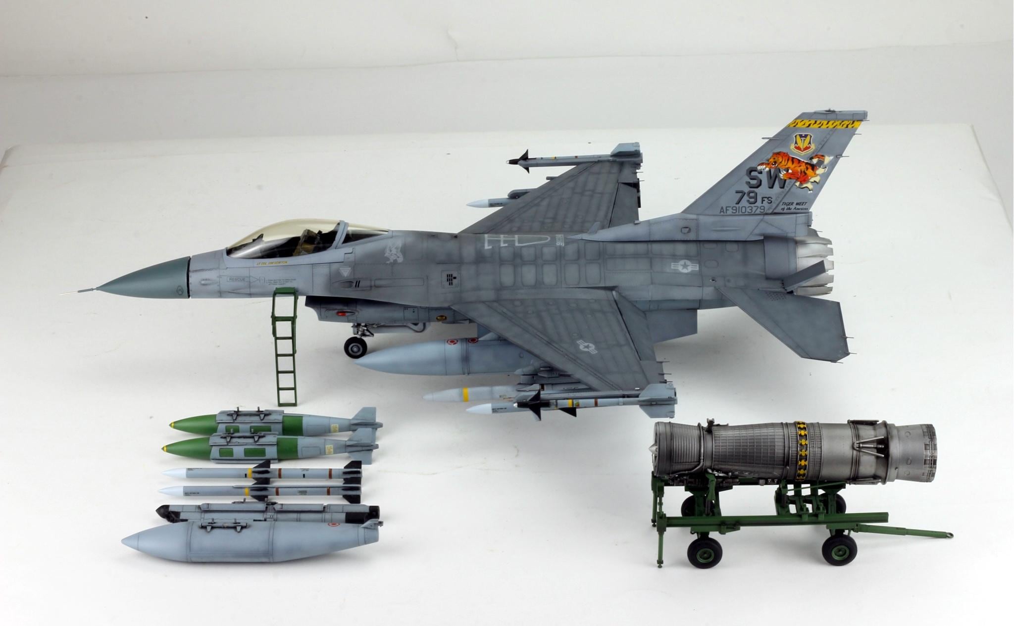 Pro-built USAF F-16CJ Block 50 /w Full Weapons, Engine & Radar
