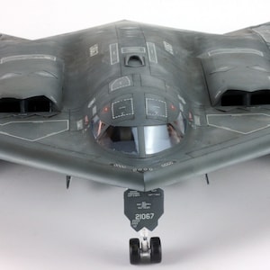 PreOrder ProBuilt Model 1:72 USAF B-2A Spirit Stealth Bomber with Mop GBU-57