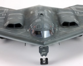 PreOrder ProBuilt Model 1:72 USAF B-2A Spirit Stealth Bomber with Mop GBU-57