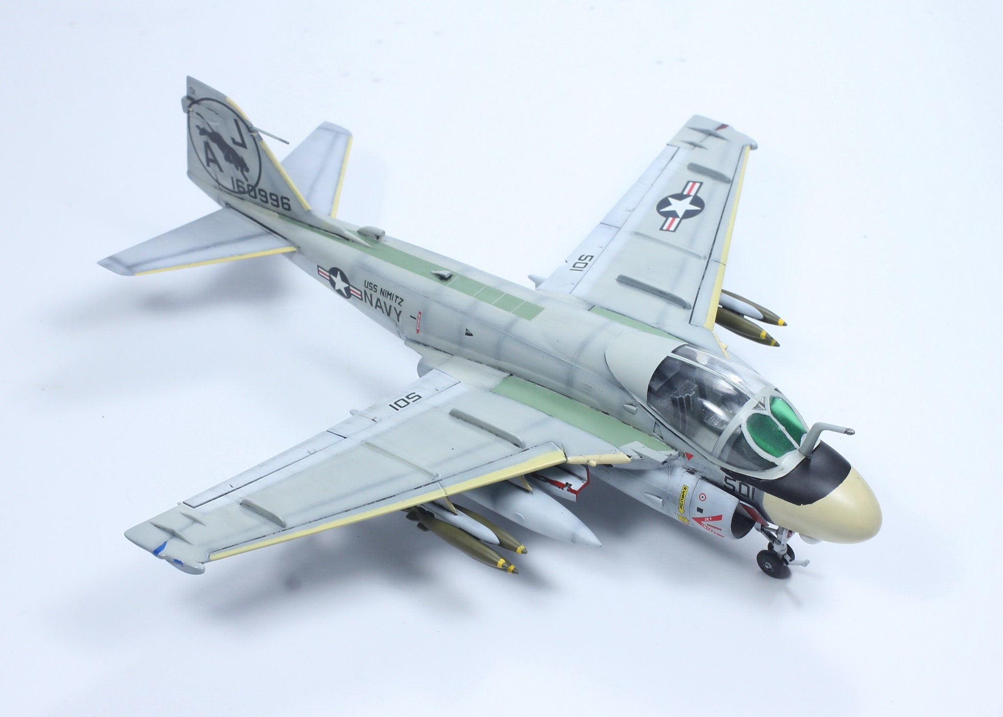 アメリカ海軍 A-6E イントルーダー VA-35 ブラックパンサー 1:72 プロ