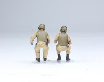 1:48 アメリカ軍ヘリコプターパイロット 樹脂フィギュアセット - 砂漠