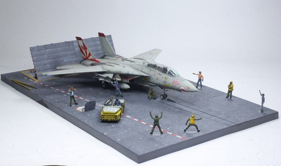 組み立てモデル 1:72 現代アメリカ空母デッキジオラマ / F-14A