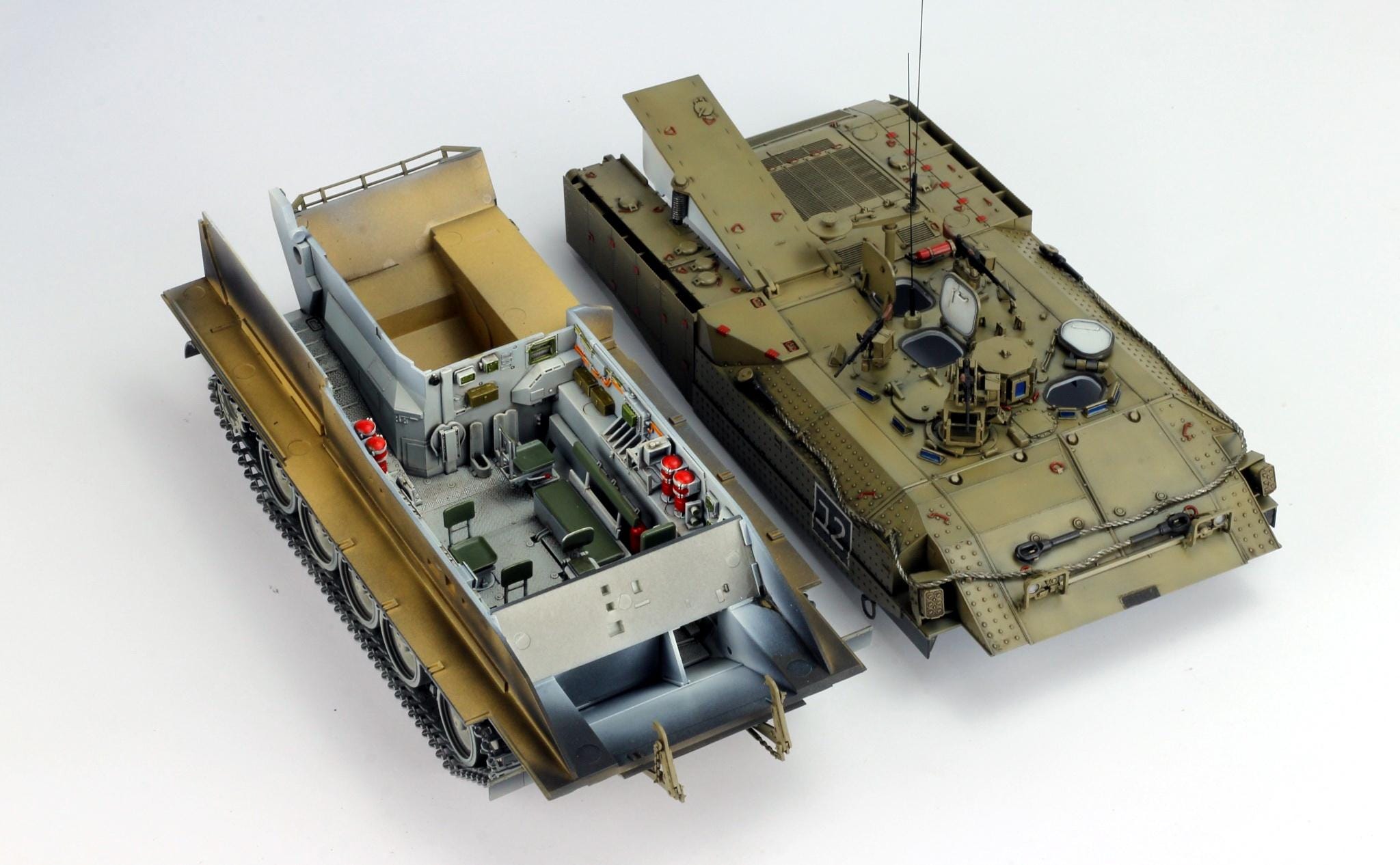 Probuilt Model 1:35 IDF Israel Heavy APC Achzarit Late (detail