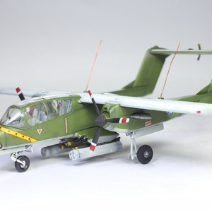 USMC OV-10A Bronco Vietnam war 1:72 Built Model (Built and painted by Professional skills)