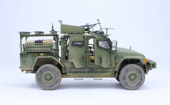 モンモデル 1/35 イギリス装甲車 ハスキーTSV プラモデル MVS009 mxn26g8 Amazon | モンモデル 1/35 イギリス装甲車 ハスキーTSV