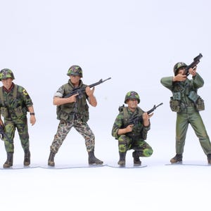 Painted Figure ARVN Rangers Saigon 1968 (4 figures) in Battle,  Vietnam war  1:35 scale (Built and painted by Professional skills)