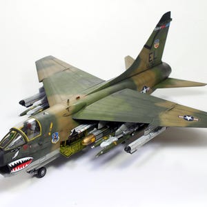 1/48スケール トライマスター フォッケウルフ Fw190D-9 ラングナーセン
