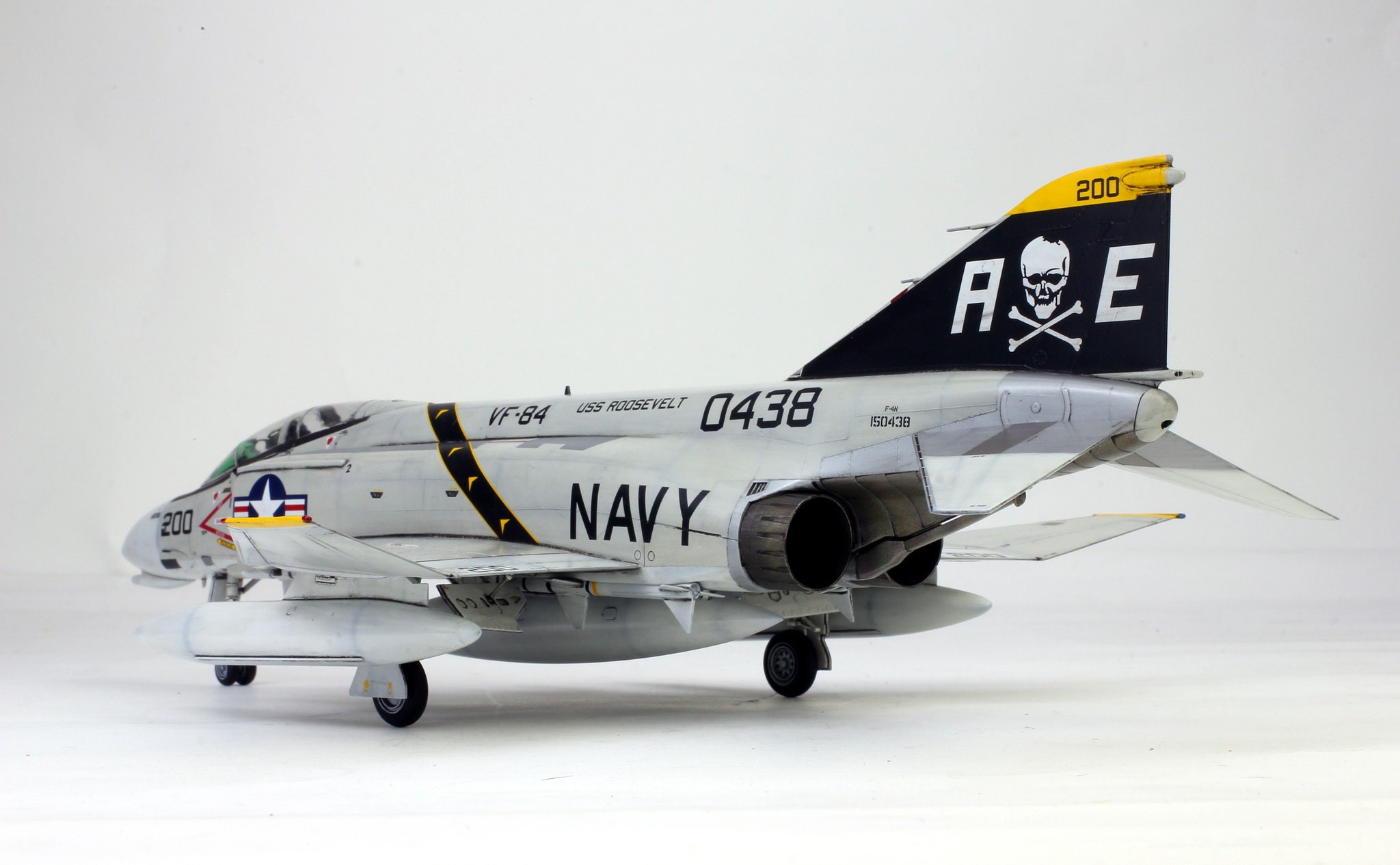 Handmade US Navy F-4J Phantom VF-84 Jolly Rogers 1:48 Model - Etsy
