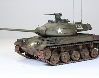 US Army M41 Walker Bulldog Vietnam war 1:35 (Built and painted by Professional skills)