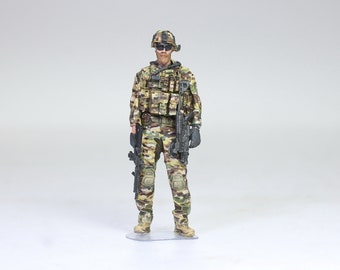 Painted Figure US Navy Seal Special Force in Multicam camouflage uniform1:35 scale (Built and painted by Professional skills)