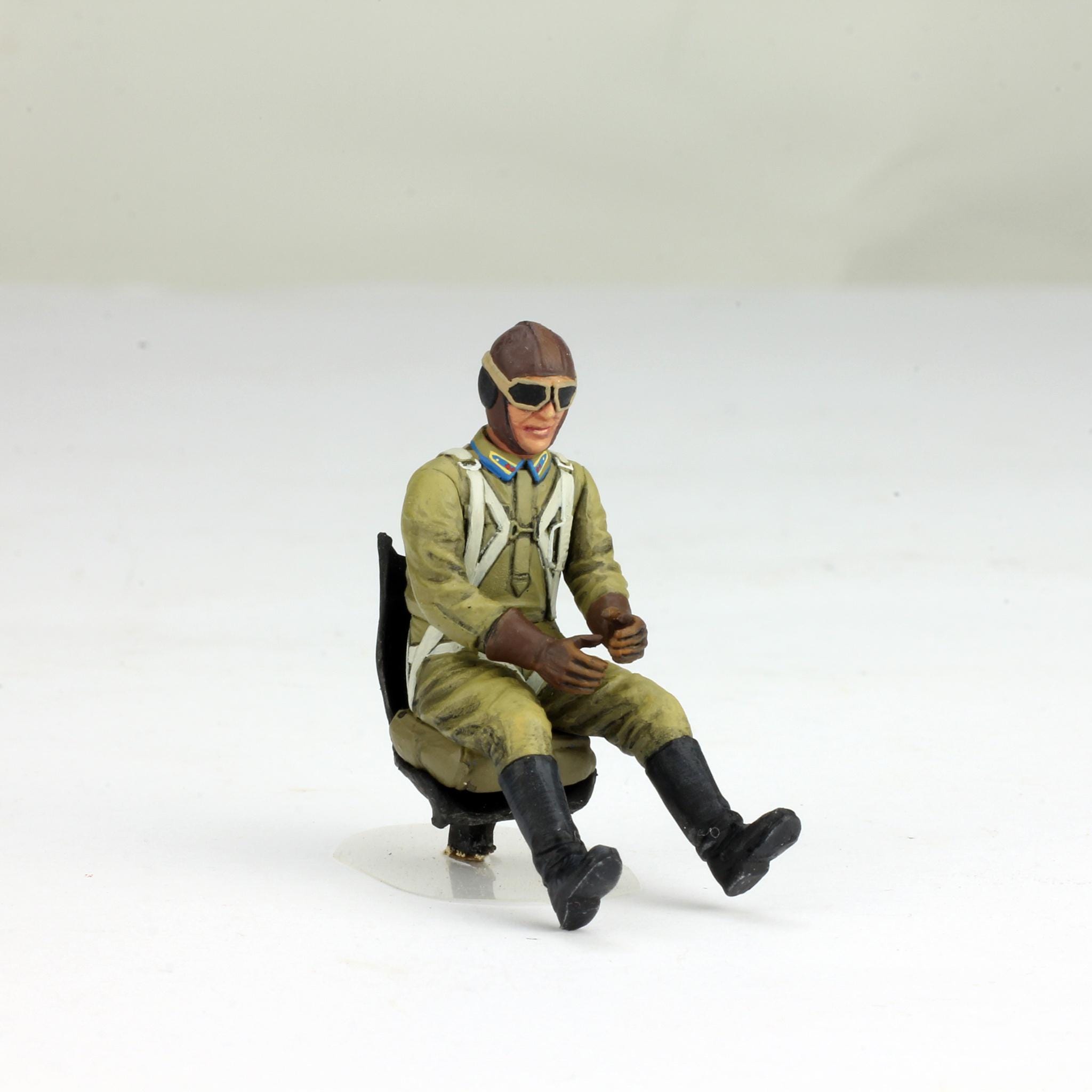 1/32 Seated Pilot - Etsy