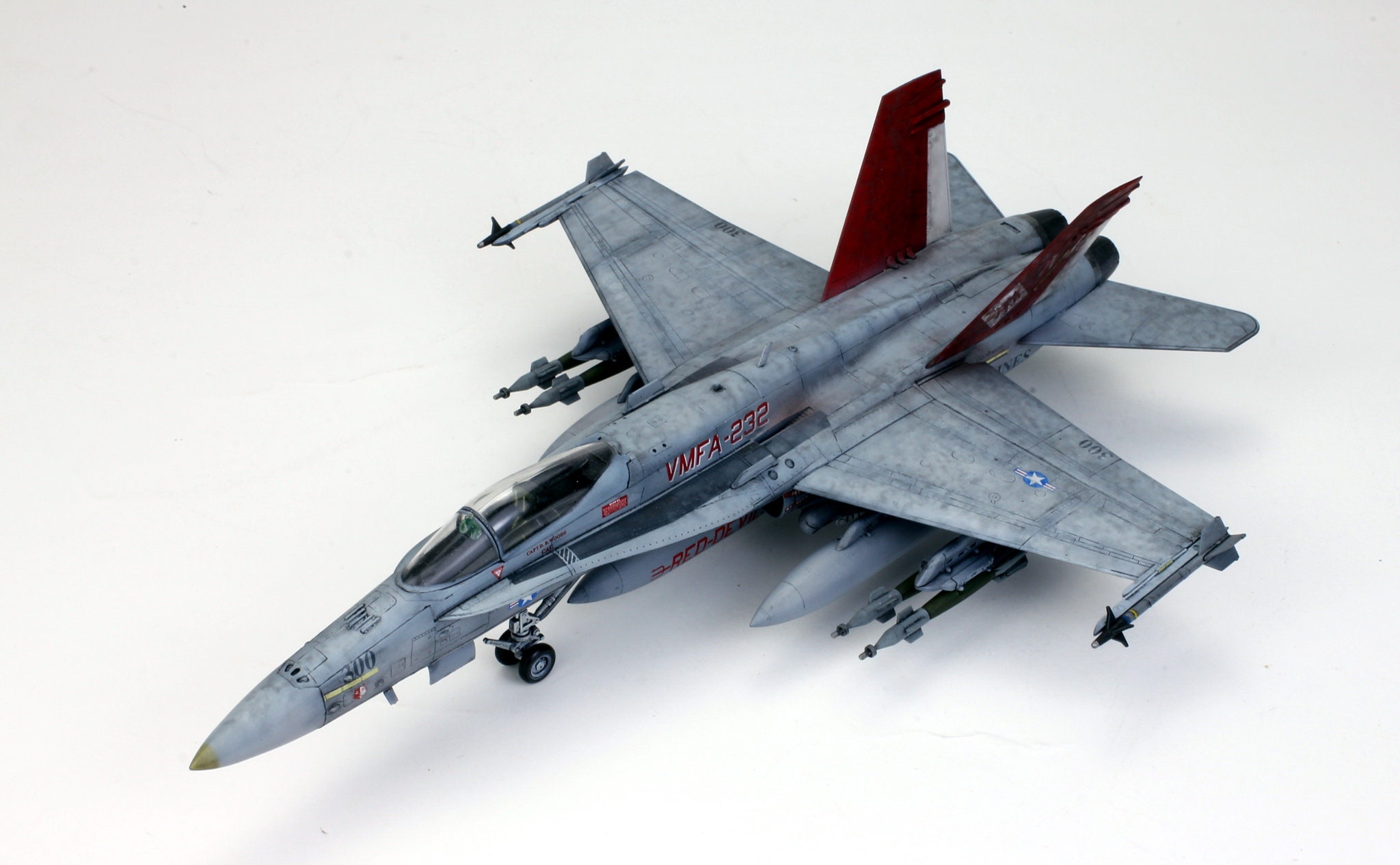 米海兵隊 F/A-18A VMFA-232「レッドデビルズ」1:72