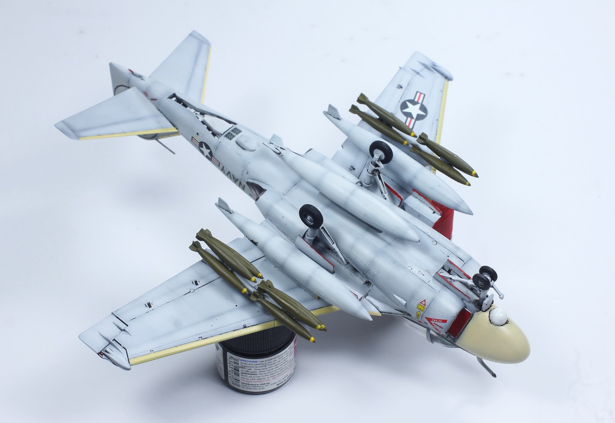 1/72 A-6E イントルーダー VA-35 ブラックパンサーズ US Navy A-6E Intruder VA-35 Black Panthers 1:72 Pro Built
