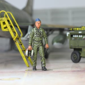 Painted figure USAF Pilot Vietnam war 1:48 (Built and painted by Professional skills)