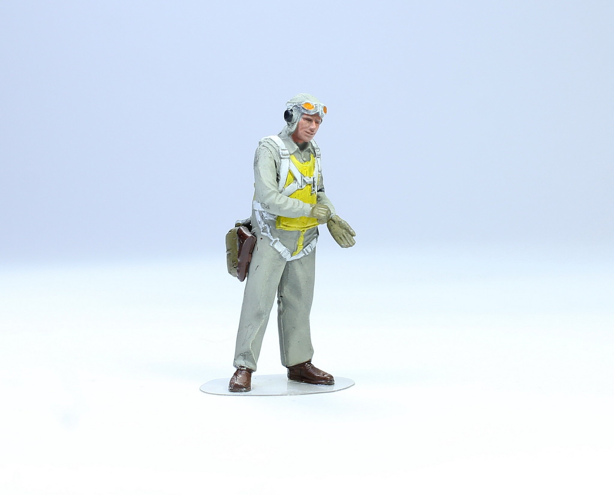 塗装済みフィギュア アメリカ海軍パイロット WWII 1:48 (プロの技術
