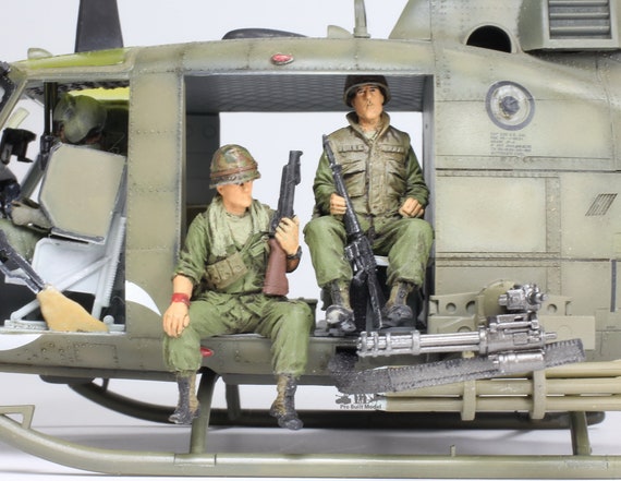 塗装済みフィギュア ベトナム戦争におけるアメリカ兵ライダー UH