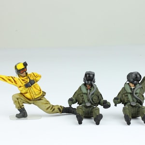 Ręcznie malowane figurki amerykańskich pilotów: zestaw modeli z żywicy w skali 1/32
