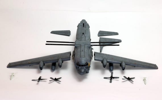 AC-130H スペクターモデル：1/72スケール、ProBuilt USAF航空機