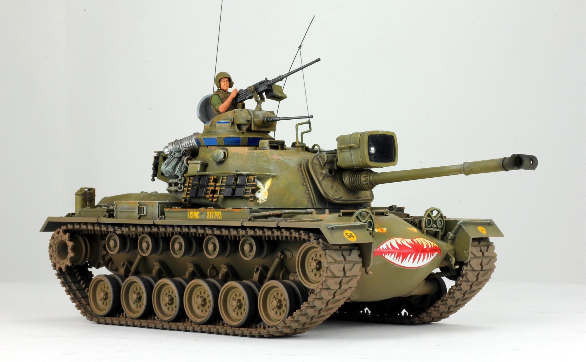 ProBuilt モデル 1:35 米海兵隊 M48A3 パットン / 砲手付き ベトナム