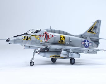 US Navy A-4E Skyhawk Vietnam war 1:72 Pro Built Model (Built and painted by Professional skills)