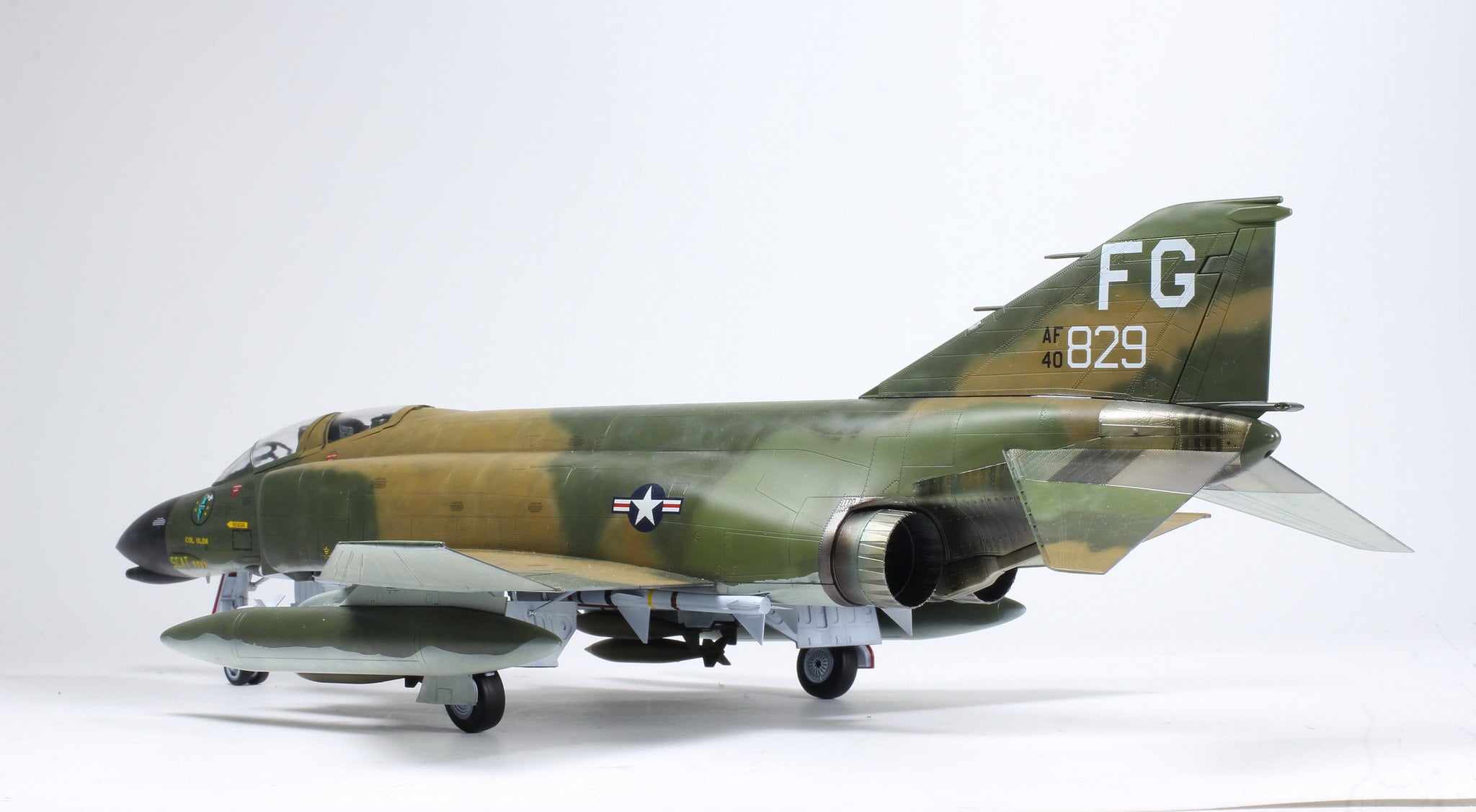 アカデミー 1/48 USAF F-4C ベトナム戦争 AM12294 プラモデル rdzdsi3 Amazon | アカデミー 1/48 USAF F-4C ベトナム戦争 AM12294