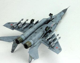 Russian Mig-29 SMT Fulcrum Modern War 1:48 (built and Painted by