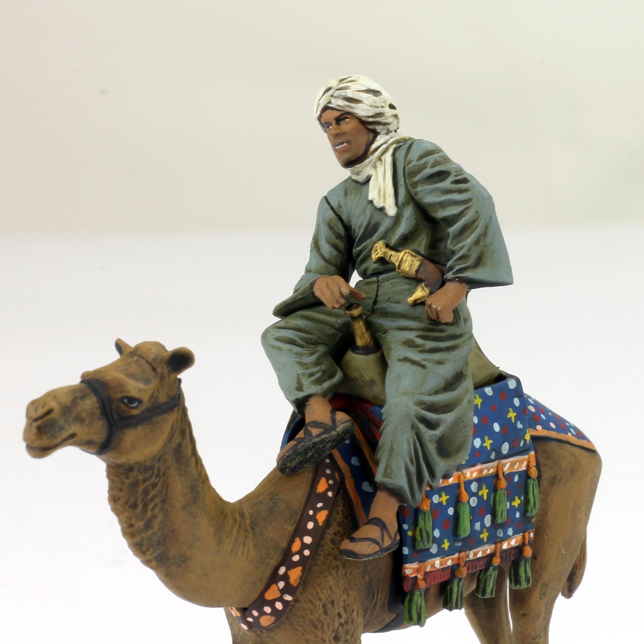 Handcraft 1:35 Propainted WW2 05 British AFV Crew & Camel Rider
