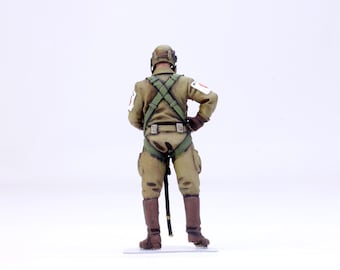 塗装済みフィギュア 日本の神風特攻隊員 WW2 1:32 (プロの技術で