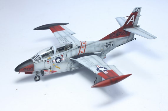 US Navy T-2C Buckeye 1:72 Pro Built Model (built and Painted by