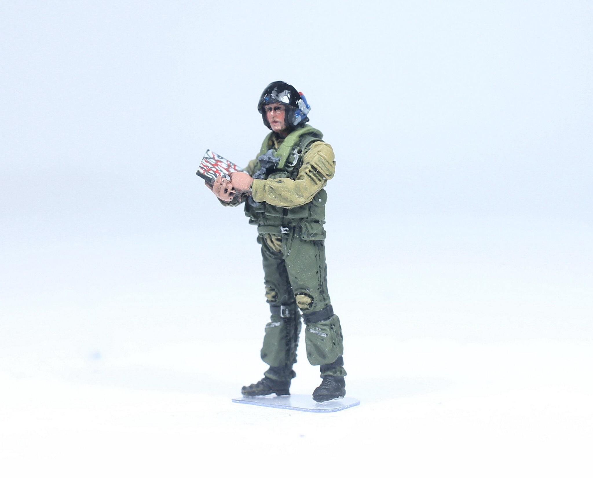 アメリカ 海兵隊 パイロット フィギュア il_fullxfull.3835284352_dz07.jpg