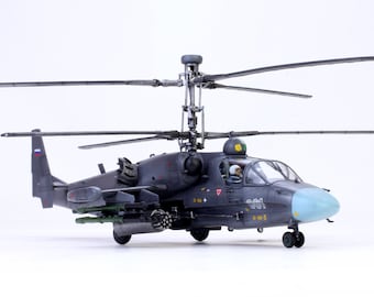 カモフ アリゲーター Ka-52 ロシア攻撃ガンシップ ヘリコプター 1:72