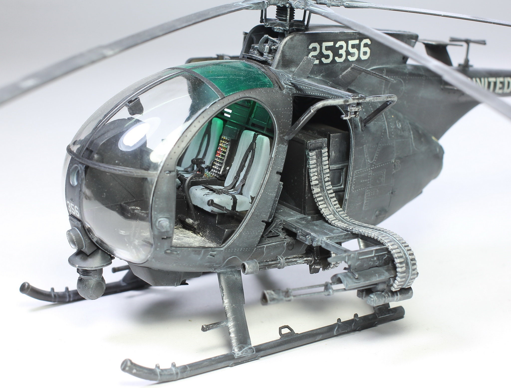 リトルバード | AH-6J ナイトストーカーズ AH-6J⁄MH-6J 1⁄35 キティ
