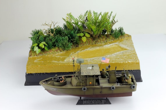 1:35 ジオラマ アメリカ海軍 PBR31 MKII メコン川 - ベトナム戦争