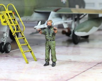 Painted figure USAF Ground Crew 1:48 (Built and painted by Professional skills)