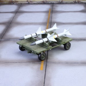 Pro-Built USAF Missile Cart Model for Airfield Dioramas, 1:48 scale ratio (Built and painted by Professional skills)