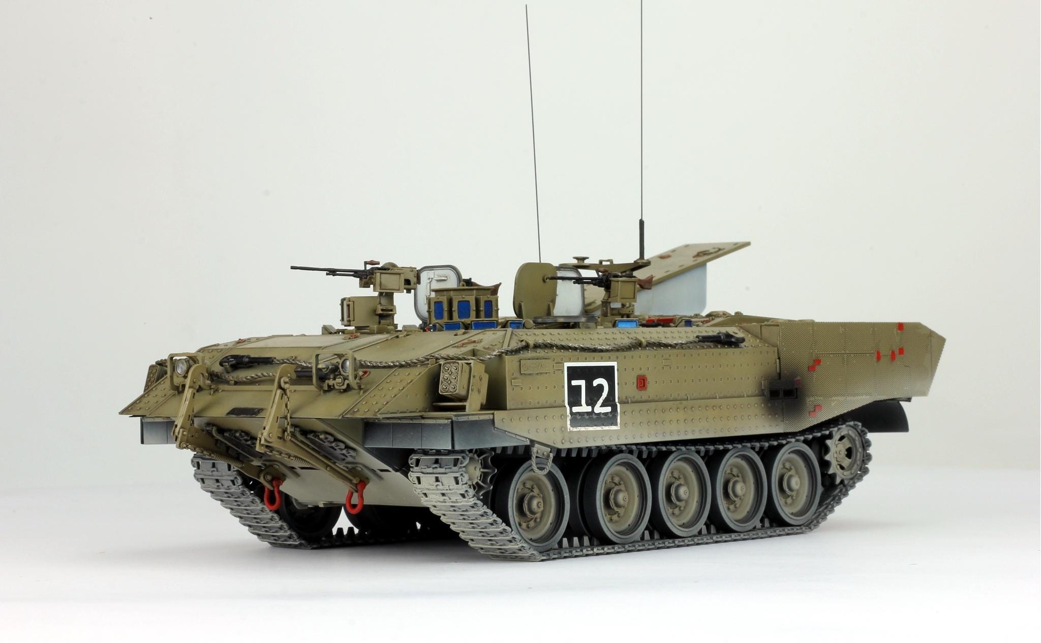 Probuilt Model 1:35 IDF Israel Heavy APC Achzarit Late (detail