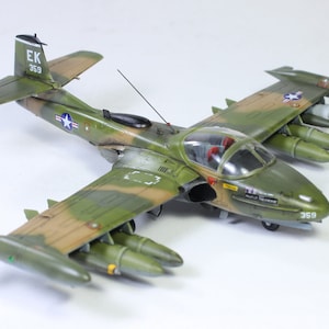 USAF A-37B Dragonfly Vietnam war 1:72 Pro Built Model (Built and painted by Professional skills)