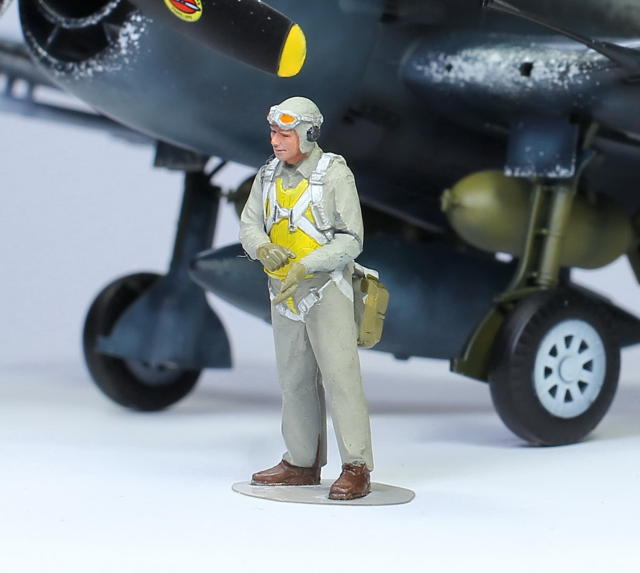アメリカ 海兵隊 パイロット フィギュア 塗装済みフィギュア アメリカ海軍パイロット WWII 1:48 (プロの