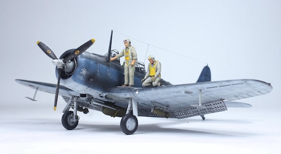 ハンドメイド USN SBD-5 ドーントレス 急降下爆撃機モデル (1:48
