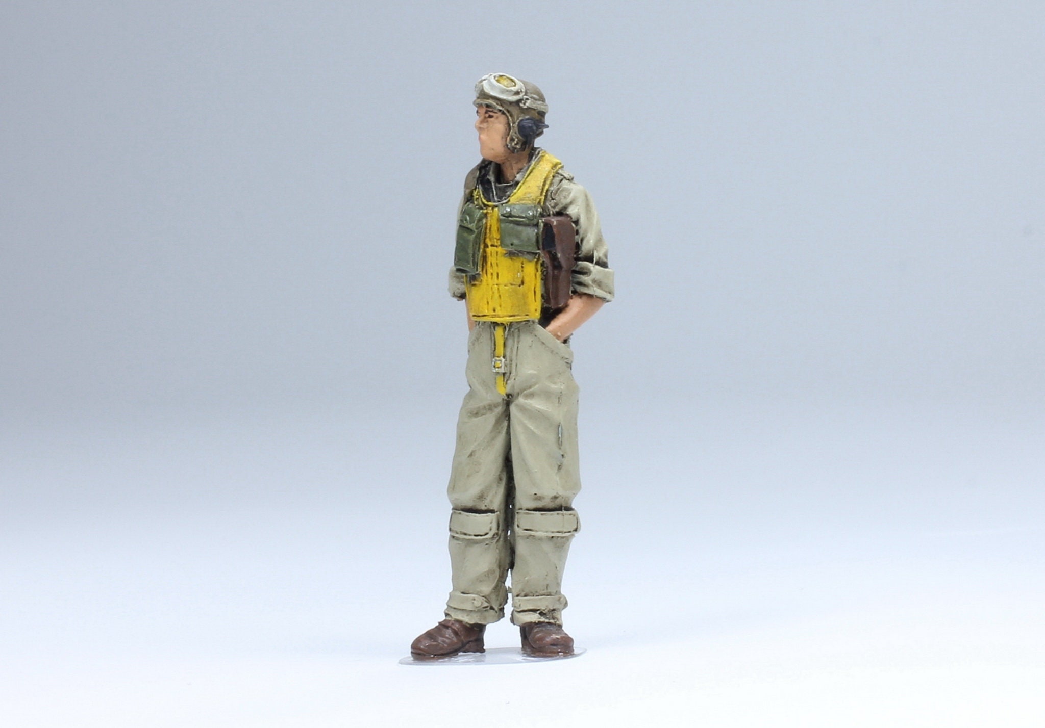 塗装済みフィギュア アメリカ海軍パイロット WWII 1:48 (プロの技術で