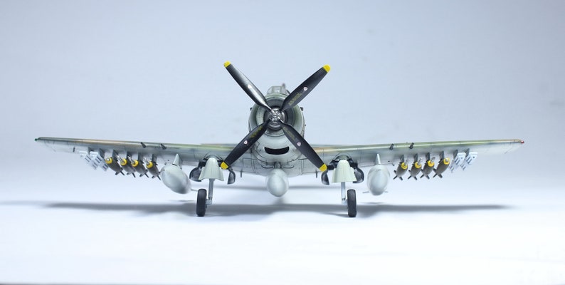 USAF A-1J Skyraider Vietnam war 1:72 Pro Built Model Built and painted by Professional skills image 5