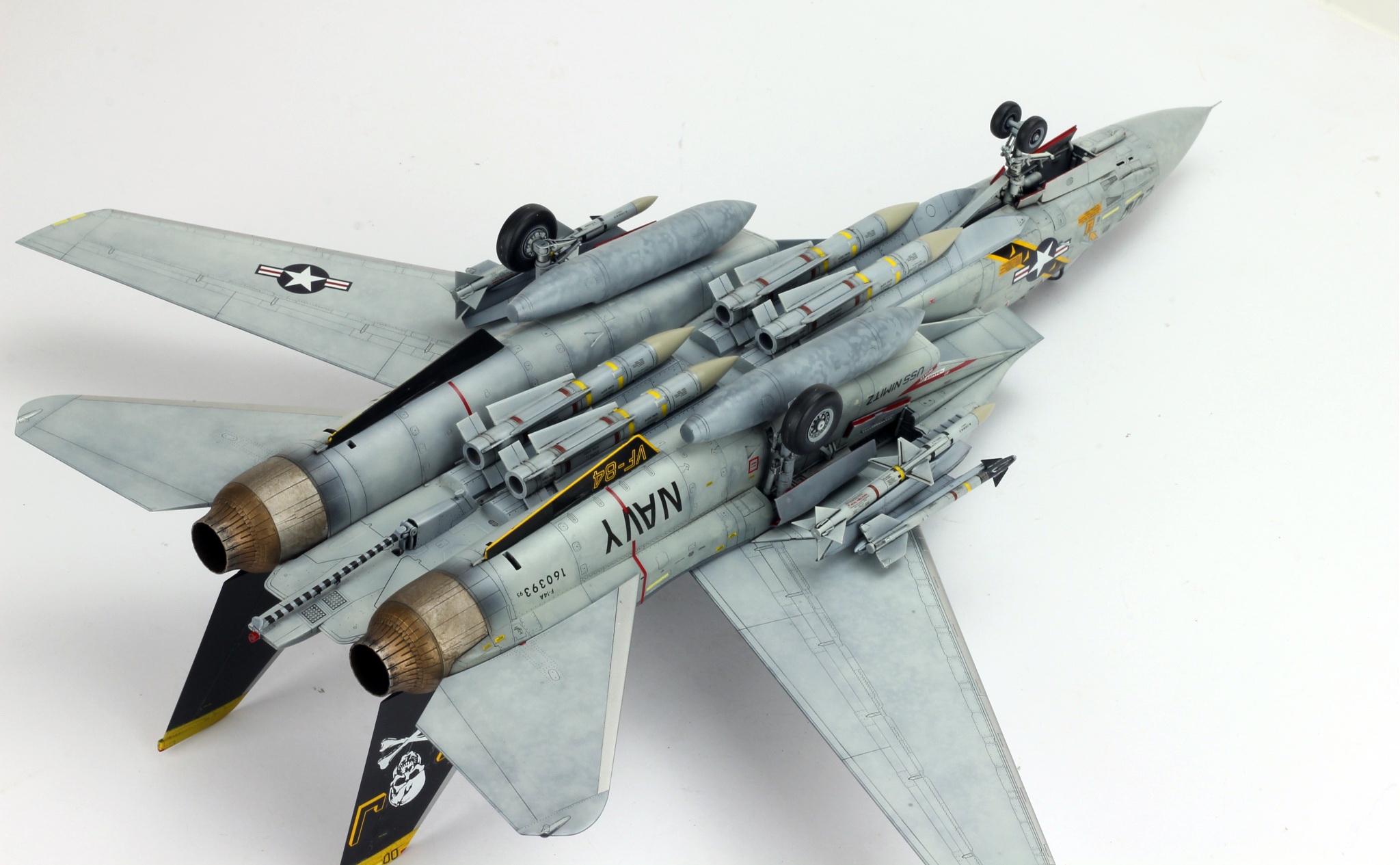 Probuilt 1:48 F-14A Tomcat “jolly Roger” US Navy Fighter
