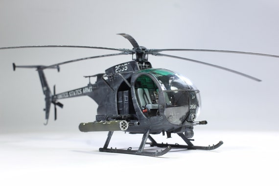 Pro Built Model AH-6J Little Bird Nightstalkers /w 02 Pilots