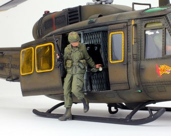 塗装済みフィギュア アメリカ兵 UH-1 ヒューイ ジャンパー（5体
