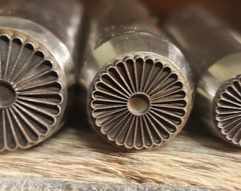 Sello metálico Concho3