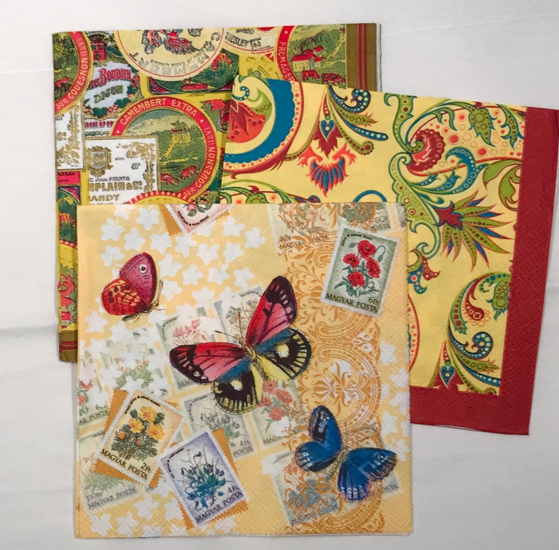 Paper Napkins beautiful Europe Yellow Set of 3. Magyar Post, Florentine