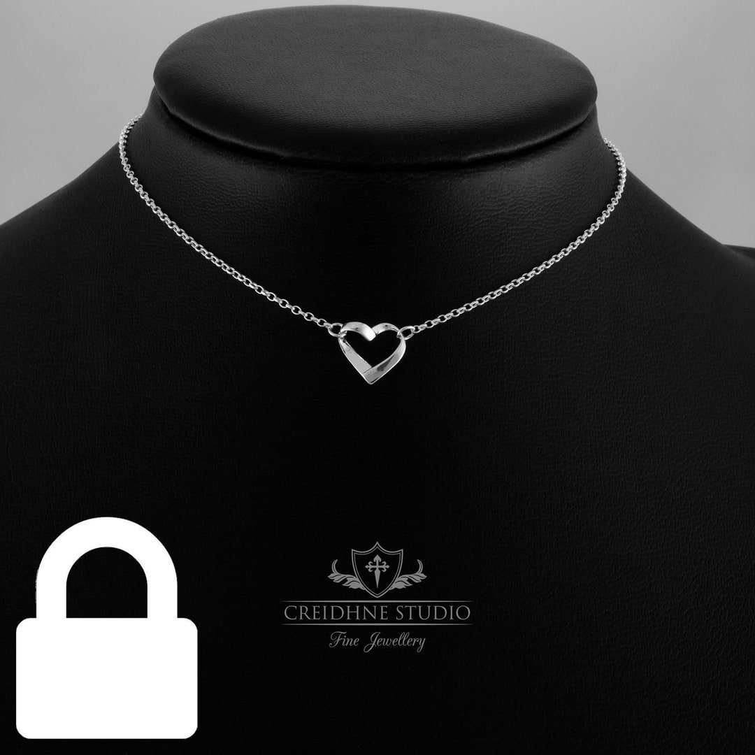 Permanently Locking Sterling Silver Ribbon Heart Ring Day Collar Very